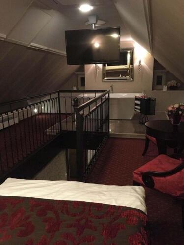 Hotel Dvorana Karlovy Vary Esterno foto