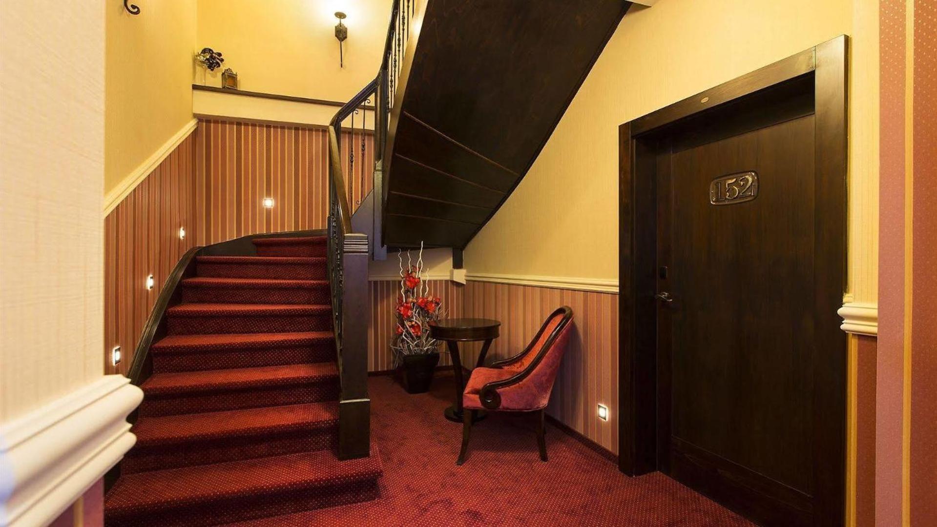 Hotel Dvorana Karlovy Vary Esterno foto